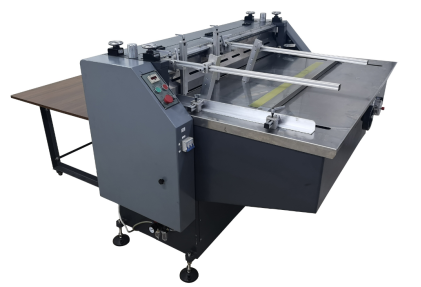 ZB-1300 آلة قطع الورق الكرتوني الآلي 1