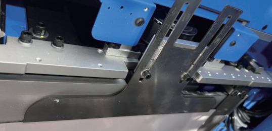 آلة طباعة الصفائح الساخنة الآلية PRY-700E 3