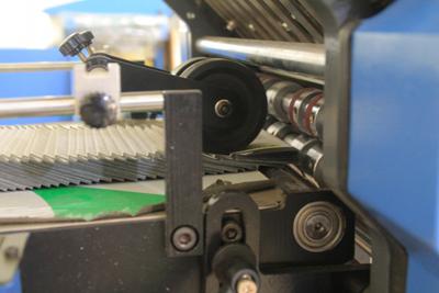 آلة طي الورق PRY-660T بسكين مستقل 6