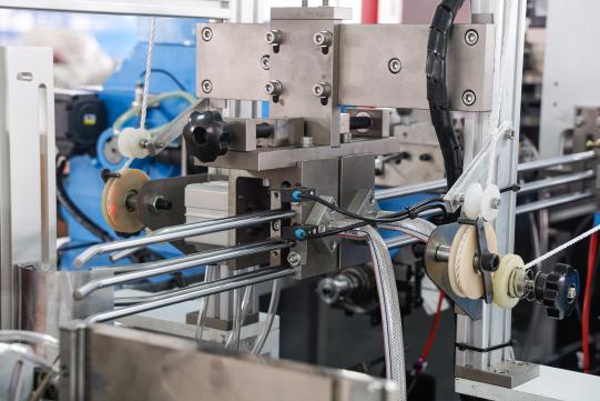 آلة إدخال حبل الأكياس الورقية PRY-450A 6