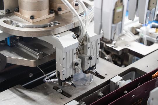 آلة إدخال حبل الأكياس الورقية PRY-450A 9