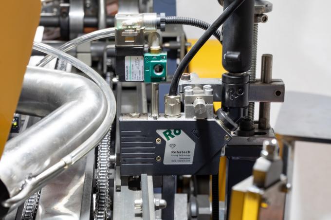 آلة تشكيل وتصنيع أكمام الأكواب الورقية المخروطية الآيس كريم عالية السرعة PRY-220/300 11